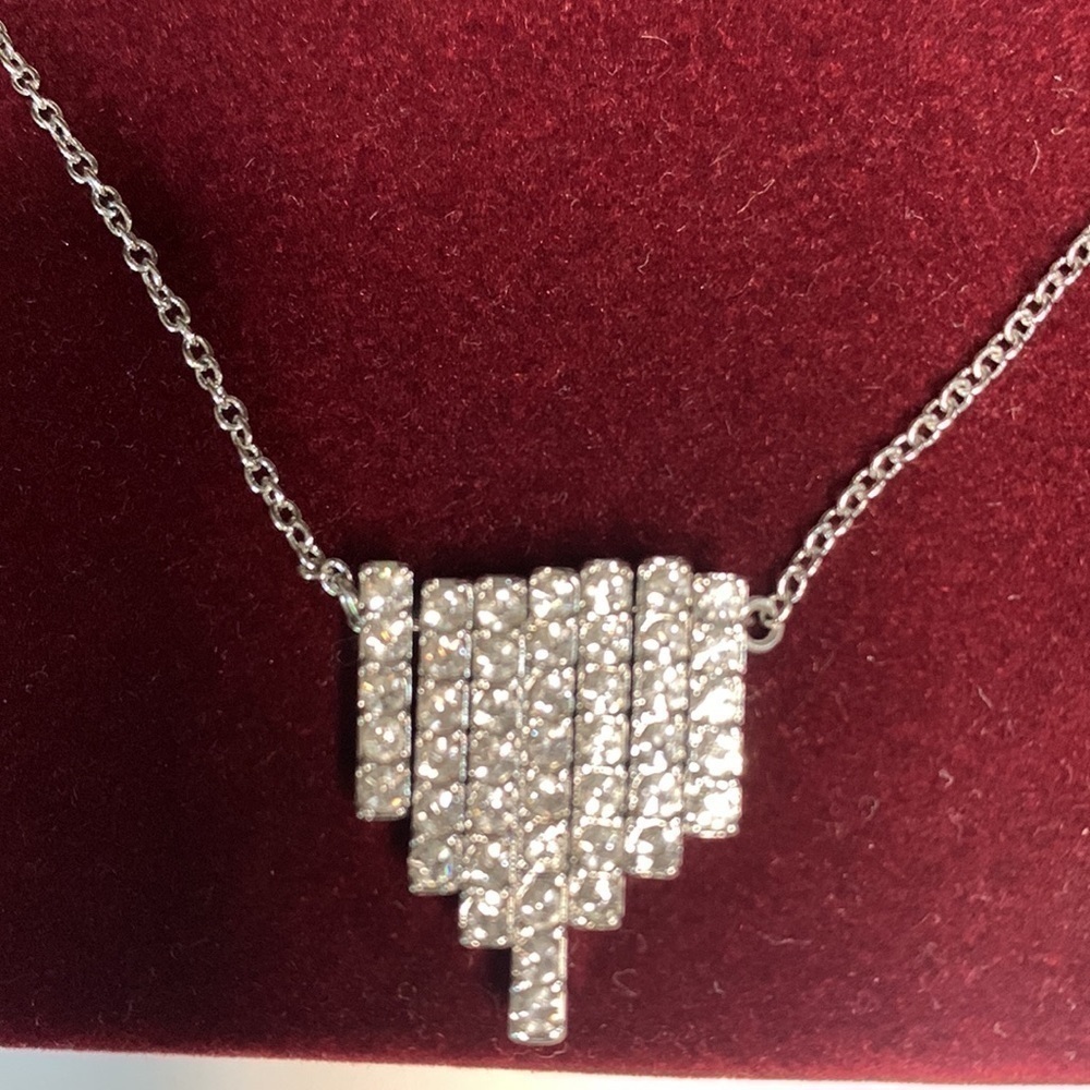 Faux white gold and rhinestone necklace. - Picture 2 of 3
